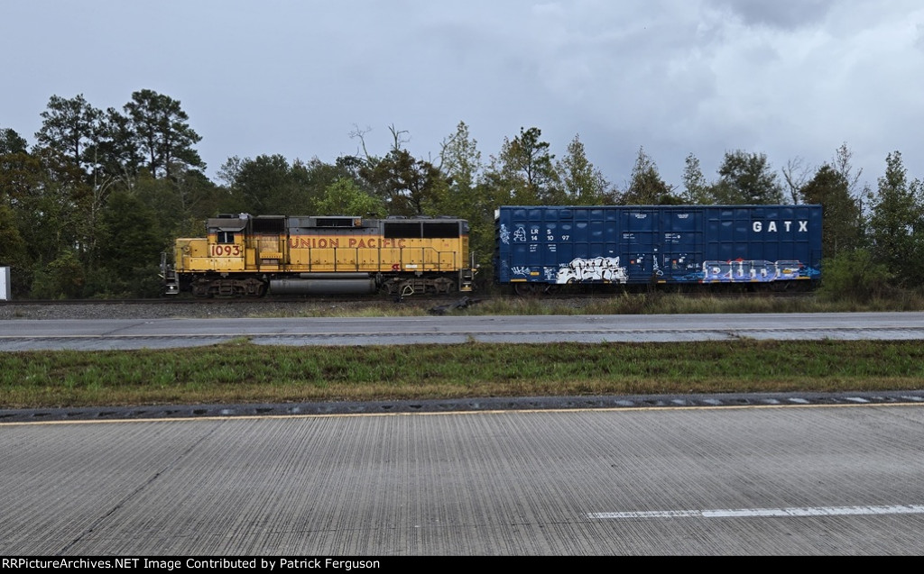 UP 1093